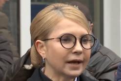 ​Юлию Тимошенко допросили в МВД по поводу двух криминальных дел (видео)