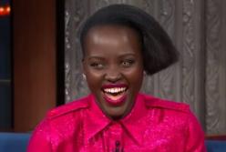 Звезда фильмов ужасов появилась в студии в жутком образе (видео)