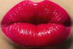 Как быстро увеличить губы без хирургов и уколов (видео)