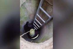 Собака помогла найти женщину в Днепре, просидевшую в колодце 2 дня (видео)