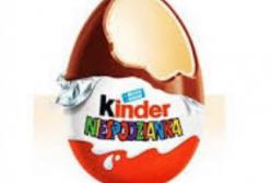 Киндер-сюрприз запрещено законом продавать в США: опасно для здоровья (видео) 