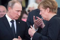 Меркель заговорила на русском в резиденции Путина без переводчика (видео)