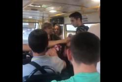 Женский бой без правил в киевской маршрутке (видео)