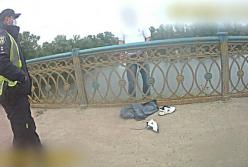 В Сумах патрульные спасли мужчину от самоубийства (видео)
