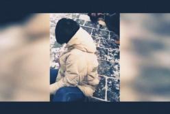 Обледеневшая Китайская стена стала аттракционом для туристов (видео)