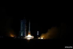 Китай отправил в космос спутник-уборщик (видео)