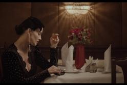 Даша Астафьева с рюмкой в руках рассказала о несчастной любви (видео)