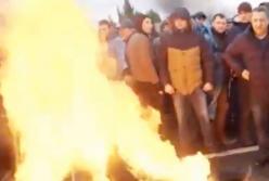 "Евробляхеры" третий день блокируют пункты пересечения границы с Польшей, Венгрией и Словакией (видео)