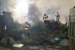 В Киеве произошло масштабное ДТП со взрывом (видео)