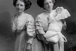 Сиамским близнецам удалось родить  одного ребенка на двоих (видео)