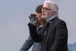 Архивные кадры с показов Карла Лагерфельда: вспомним... (видео)