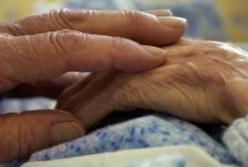 Под Киевом изнасиловали и убили пожилую женщину (видео)