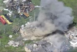 Трилер на Запоріжжі: дронарі ГУР відбили у росіян полонених побратимів на полі бою (відео)