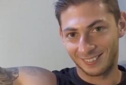 Пропал самолет с известным футболистом на борту (видео)