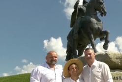 Кличко и Вирастюк официально открыли памятник Илье Муромцу (видео)