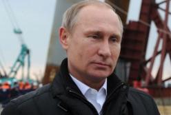 Громкая стройка Крымского моста официально завершена: Путин на  КамАзе открыл мост в оккупированный Крым (видео)