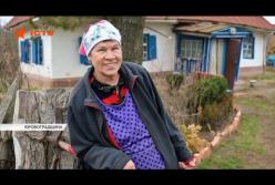 На Кировоградщине горе-мать бросила 8 детей на две недели ради любовника-зека (видео)