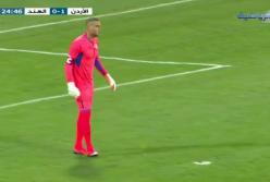 Это фантастика: Вратарь сборной Иордании отличился голом от своих ворот (видео)