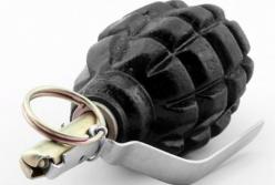 Боевая граната на дверях многоэтажки: чуть не взорвали весь дом (видео)