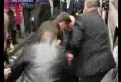 Самые яркие казусы, случившиеся с президентом-беглецом Януковичем (видео)