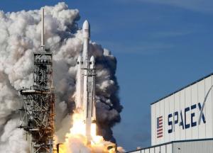Интернет из космоса: что скрыл Илон Маск о запуске Falcon Heavy
