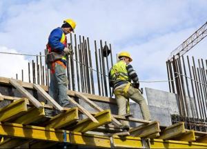 Как трудовые мигранты спасают Украину