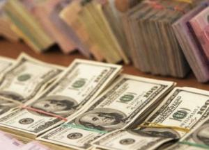 Украинцев ждет новый курс доллара: что будет с гривней из-за карантина и поможет ли самолет с валютой