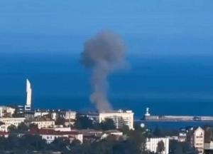 Росіяни після атаки на штаб ЧФ у Севастополі вимагають "закрити" Крим (відео)