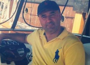 Екс-начальник ДАІ підпалив АТОшний автомобіль та побив людину (відео)