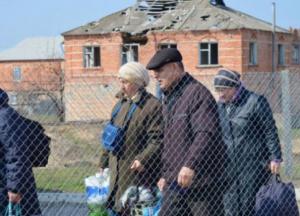 Уязвимый возраст: о стариках, оставшихся на Донбассе