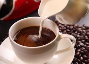 Чем опасен для здоровья кофе с молоком