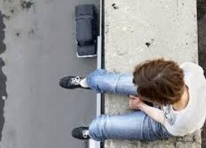 Волна детских самоубийств: что важно знать родителям