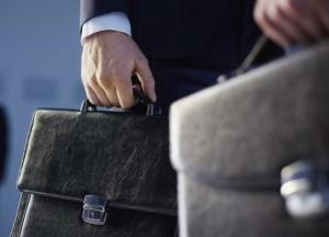 Как украинские политики перепродают государственные ресурсы