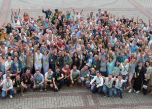 Новый скандал после детектора лжи: депутаты от "СН" получили зарплату в конвертах