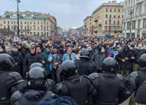 Протесты в России продолжаются