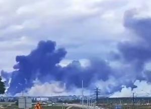 Від Мурманської до Іркутської області палає, або Як "безстрашні російські мужики" голіруч рятували літаки (відео)