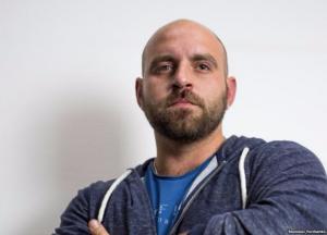 Ястребы мира