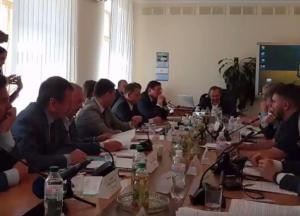 Шоу ​регламентного комитета