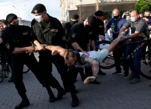 Ситуация внутри Беларуси все больше похожа на концлагерь