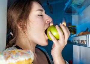 Правильное питание в ночные смены: как избежать переедания 