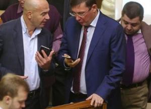 Перестановки во власти: Порошенко пытается максимально консолидировать контроль