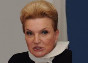 Фармбизнесмены Геннадий Хорунжий и Александр Доровский (группа компаний "Здоровье") связаны бизнесом с семьей Раисы Богатыревой