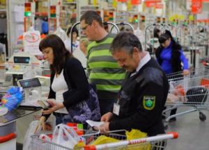 Покупці і охорона супермаркетів: у кого які права?