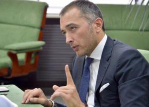 Андрей Пышный: у Януковича и Азарова более 1,15 млрд долларов лежат на счетах