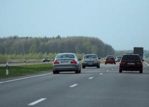 Авто на иностранных номерах: несколько проблем, которые грозят украинцам