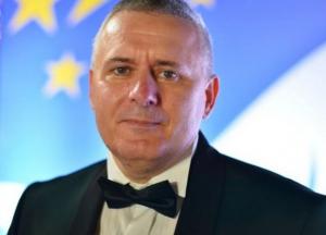 "Школа - занадто обмежена, щоб розкривати таланти дітей" - вчитель року України