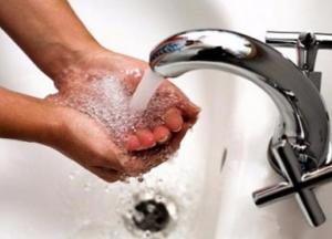 Як подорожчає гаряча вода з 1 липня: всі платитимуть по-різному 