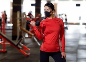 Как заниматься в тренажерном зале, чтобы не заразиться COVID-19?