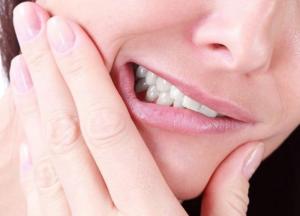 Бруксизм: почему люди скрипят зубами