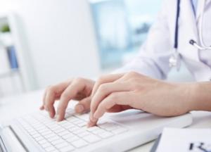 Электронная медкарта вместо бумажной: когда она наконец-то заработает